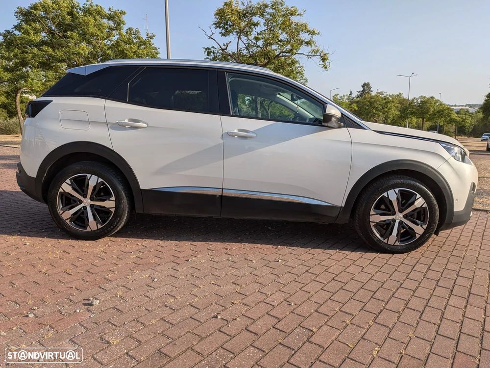 Peugeot 3008 1.2 PureTech Allure - 4
