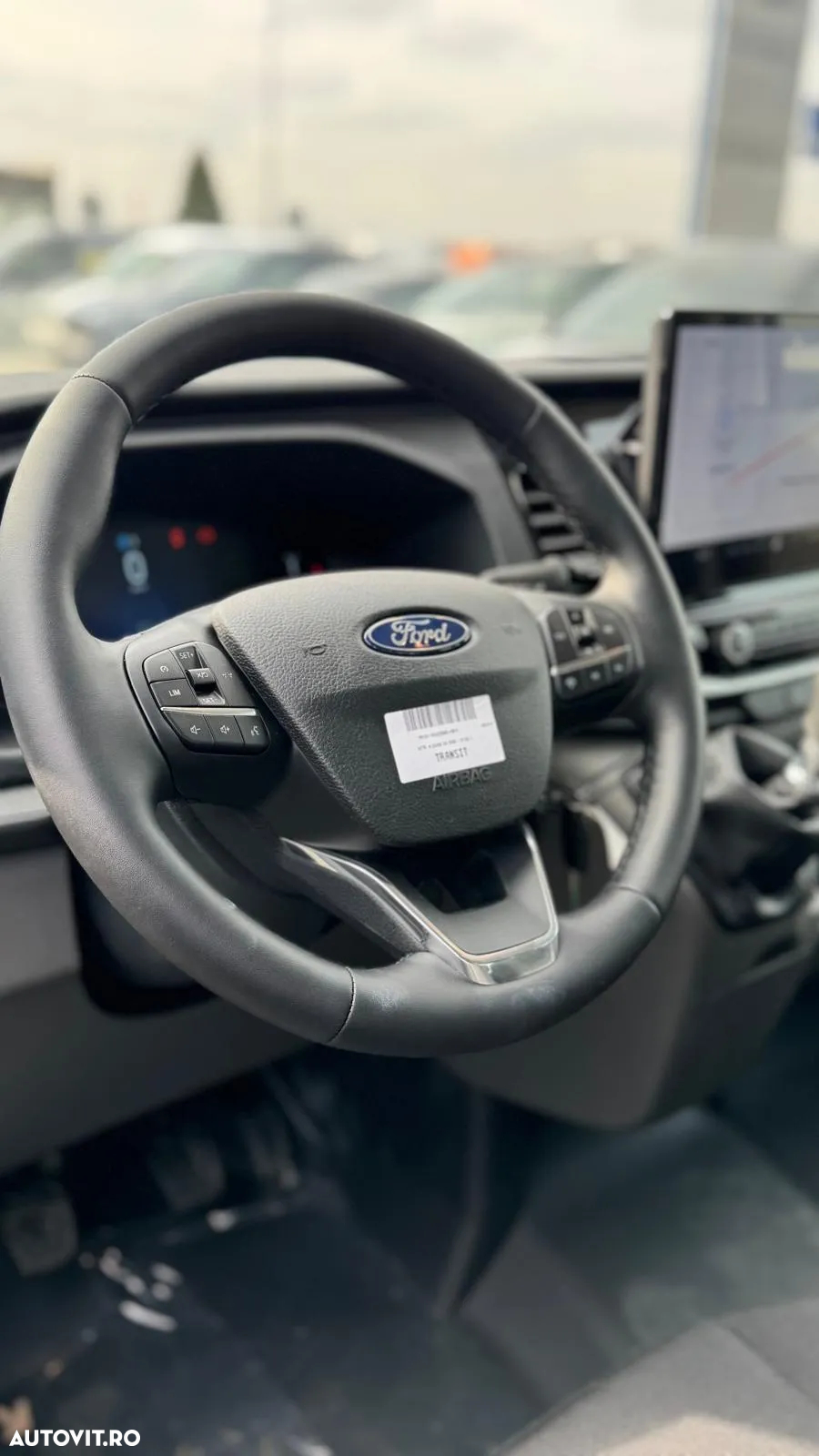 Ford Transit 7 locuri cu bena basculabila - 8
