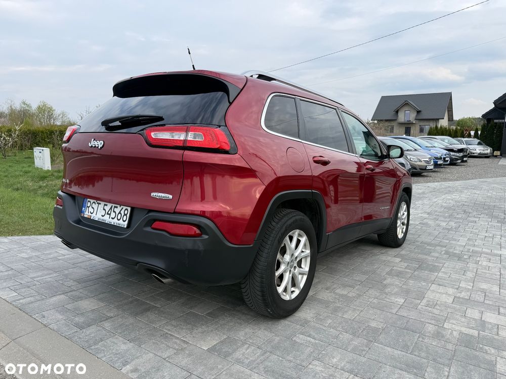Jeep Cherokee - 26