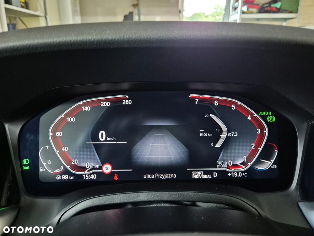 BMW Seria 3 318i Sport Line - 13