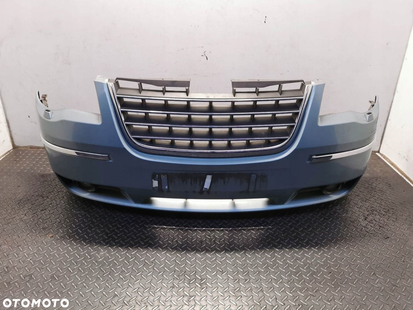 ZDERZAK PRZÓD CHRYSLER GRAND VOYAGER V 08- - 2