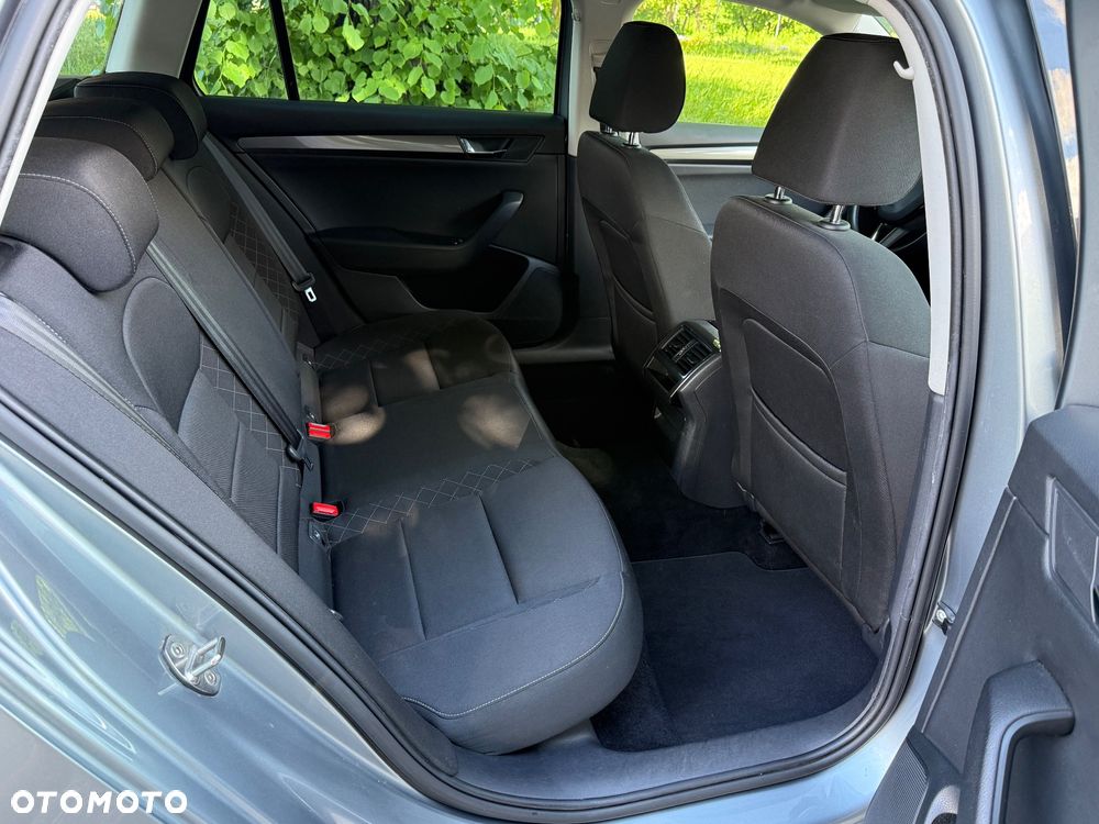 Skoda Superb 1.4 TSI ACT Ambition - 12