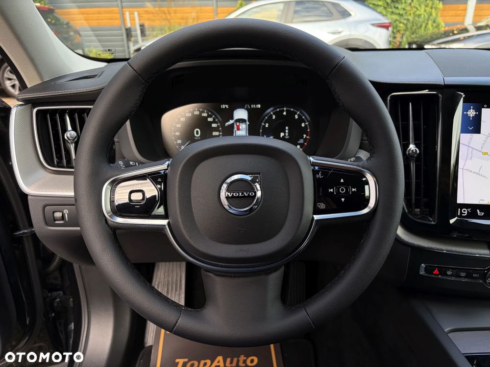 Volvo XC 60 - 22