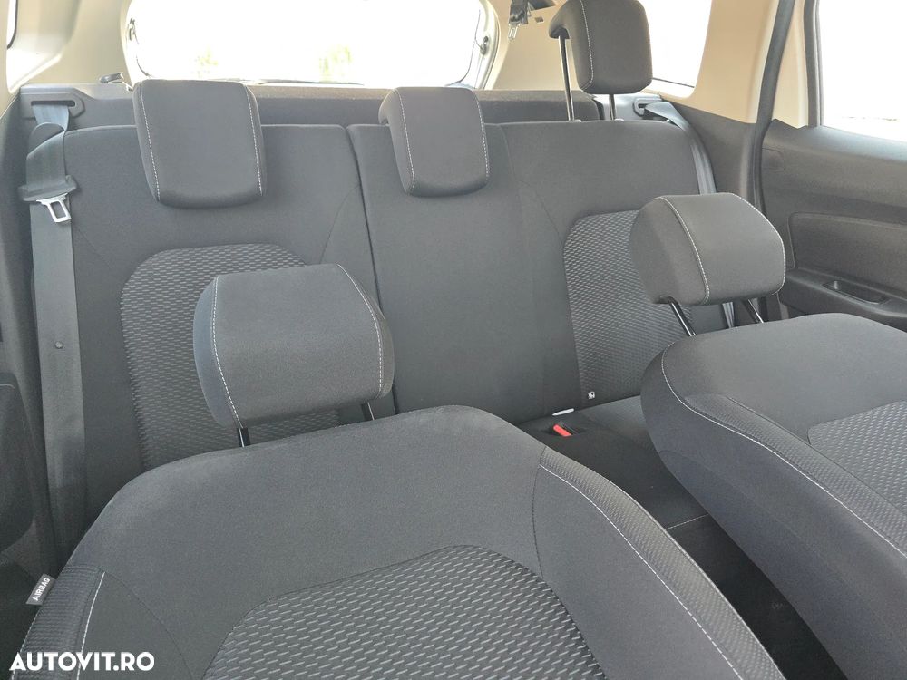 Dacia Duster Blue dCi 115 2WD Celebration - 11