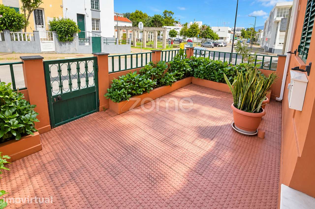 Moradia T3 com Terraço nas Laranjeiras, Ponta Delgada - Grande imagem: 4/22