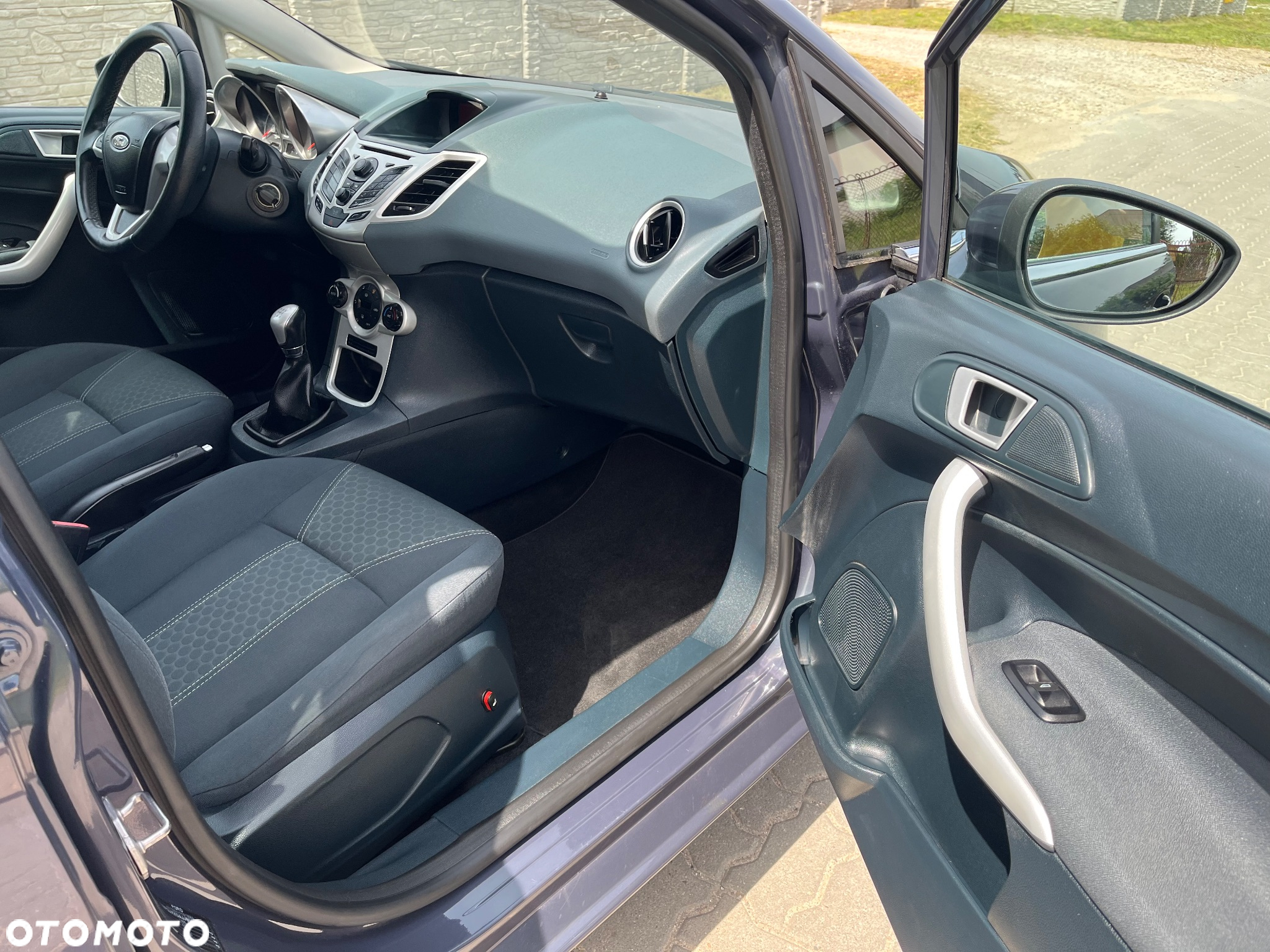 Ford Fiesta 1.4 Titanium X - 23