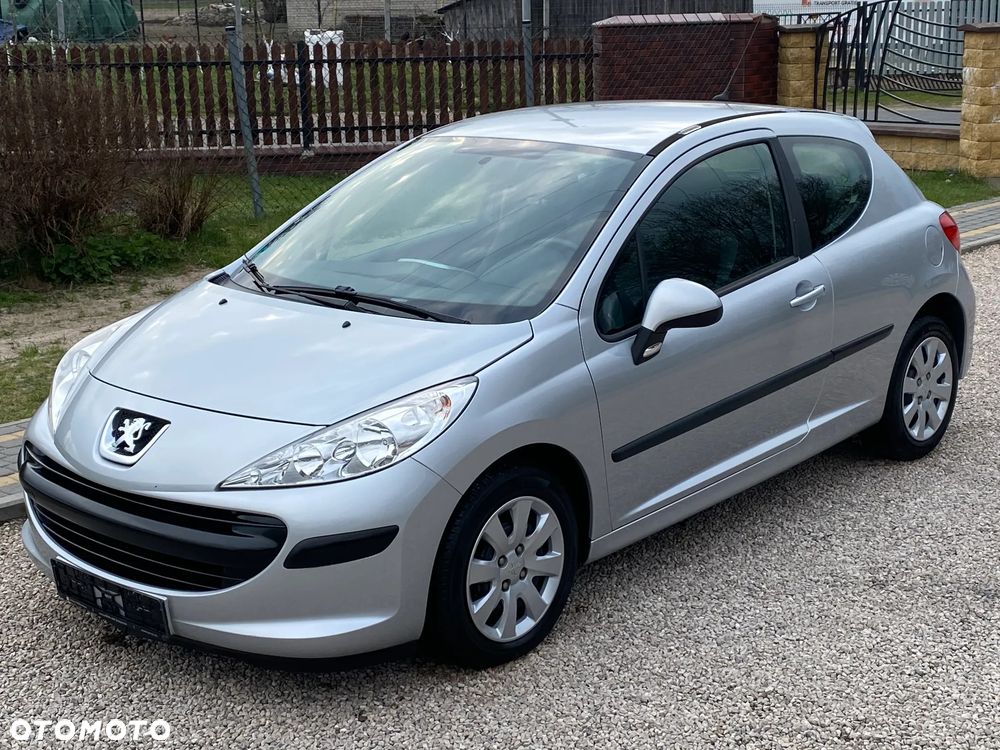 Peugeot 207 75 Urban Move - 8