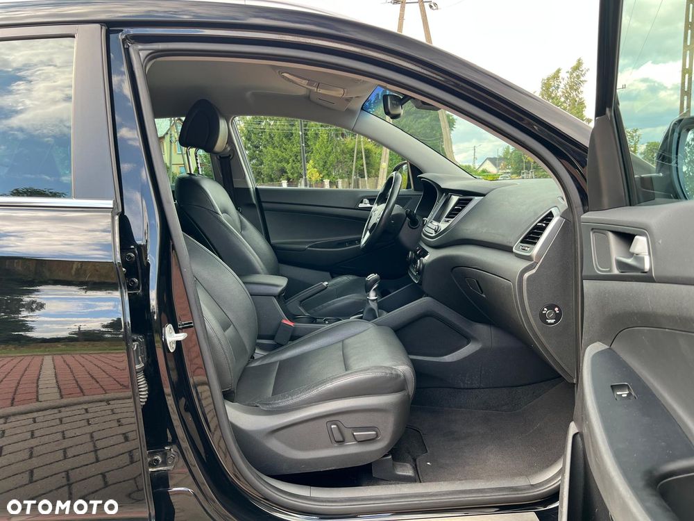 Hyundai Tucson - 16