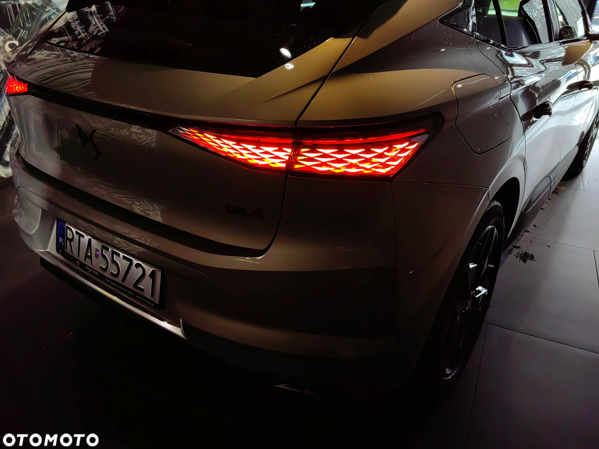 DS Automobiles DS 4 1.2 PureTech Performance Line + - 26