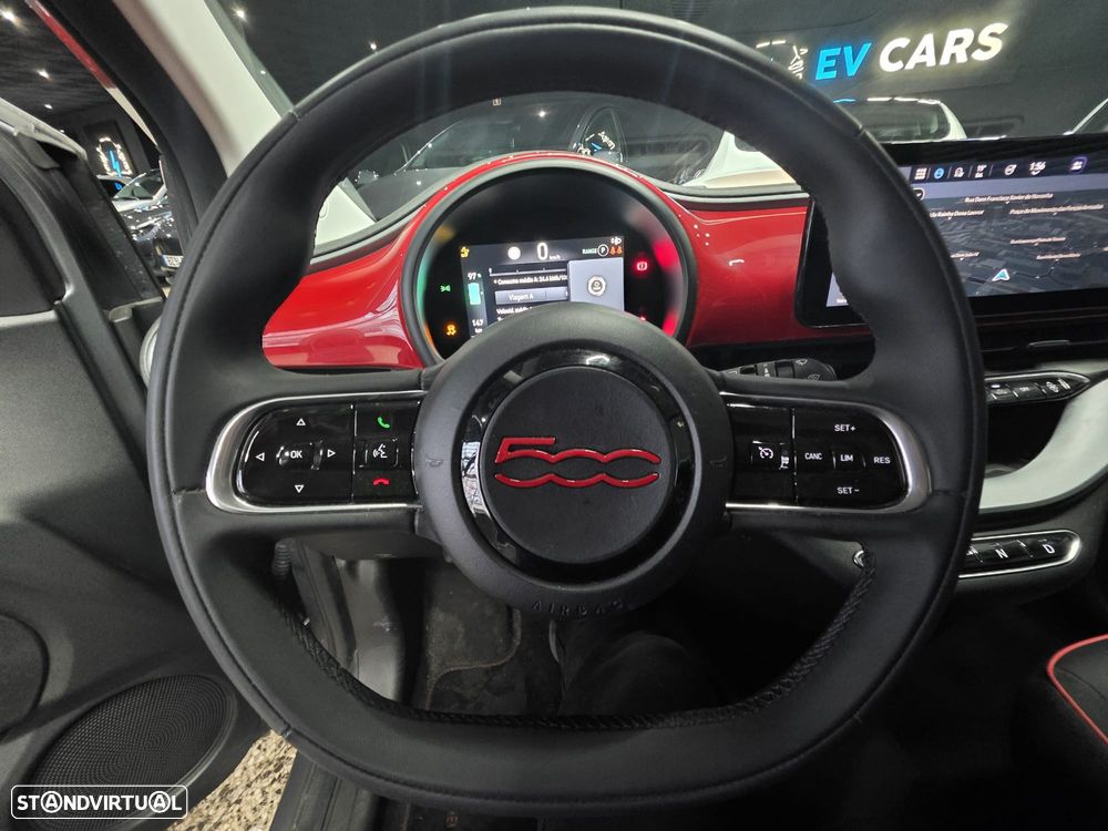 Fiat 500e 23,8kWh Red - 17