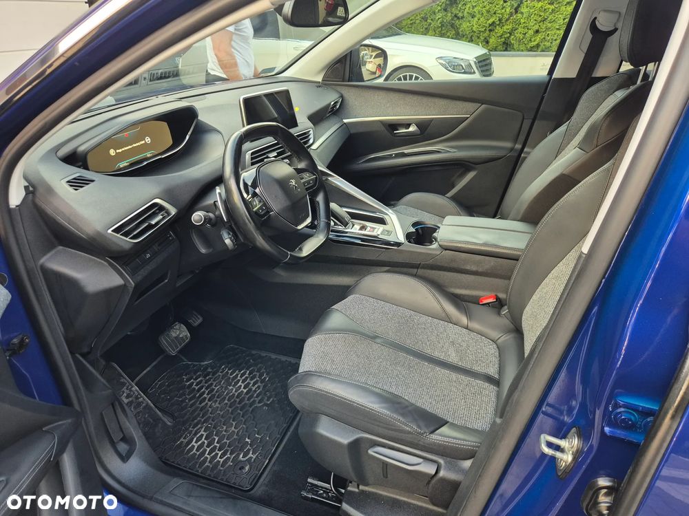 Peugeot 3008 - 16