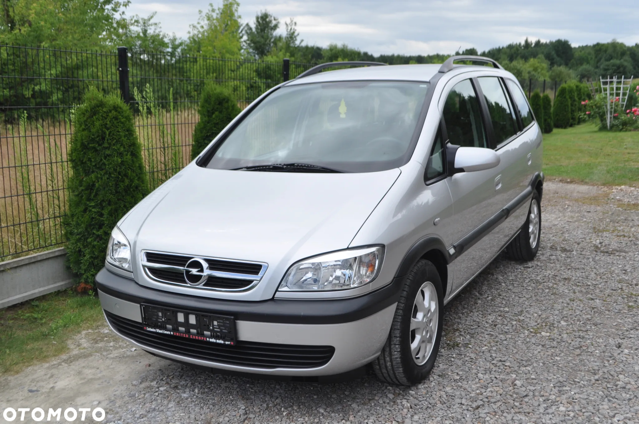 Opel Zafira 1.6 Njoy - 4