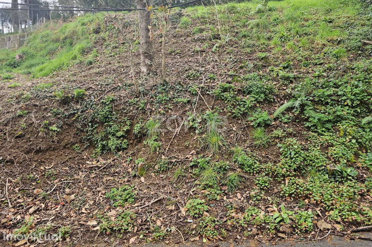 Terreno em Ferral(Sidrós), com bons acessos e vista para a barragem. - Grande imagem: 3/12