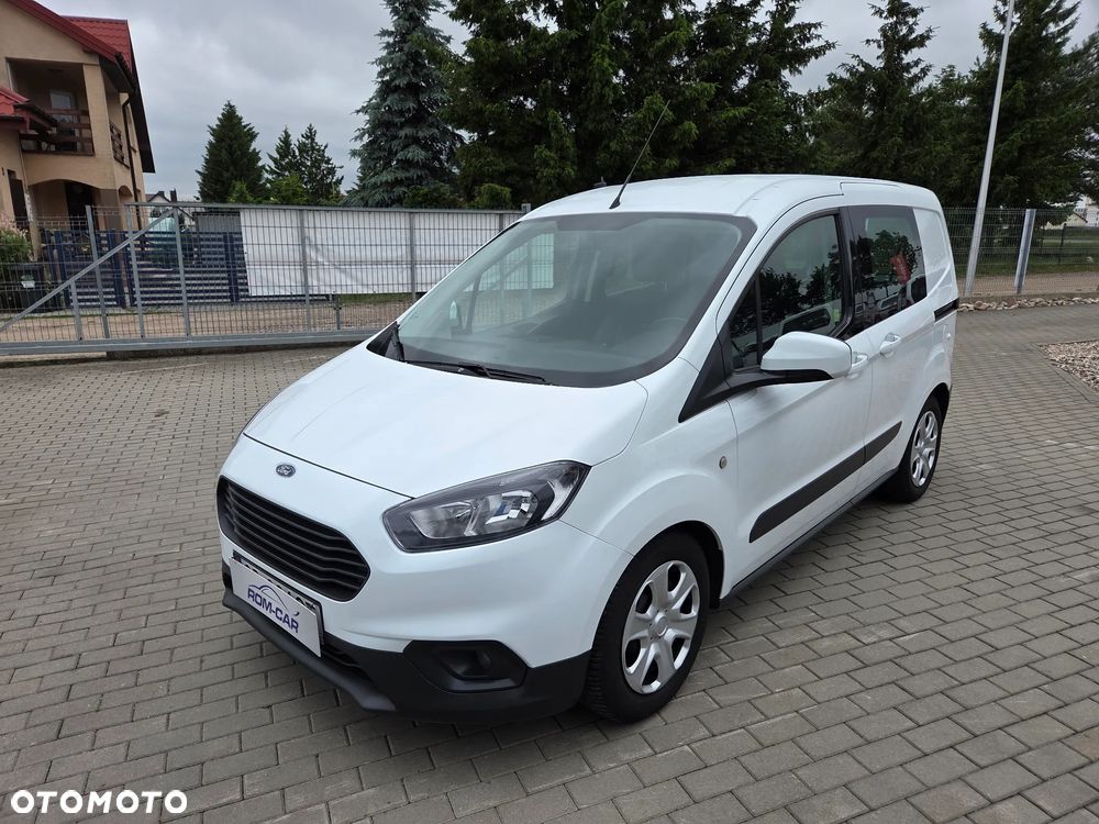 Ford Transit Courier - 2