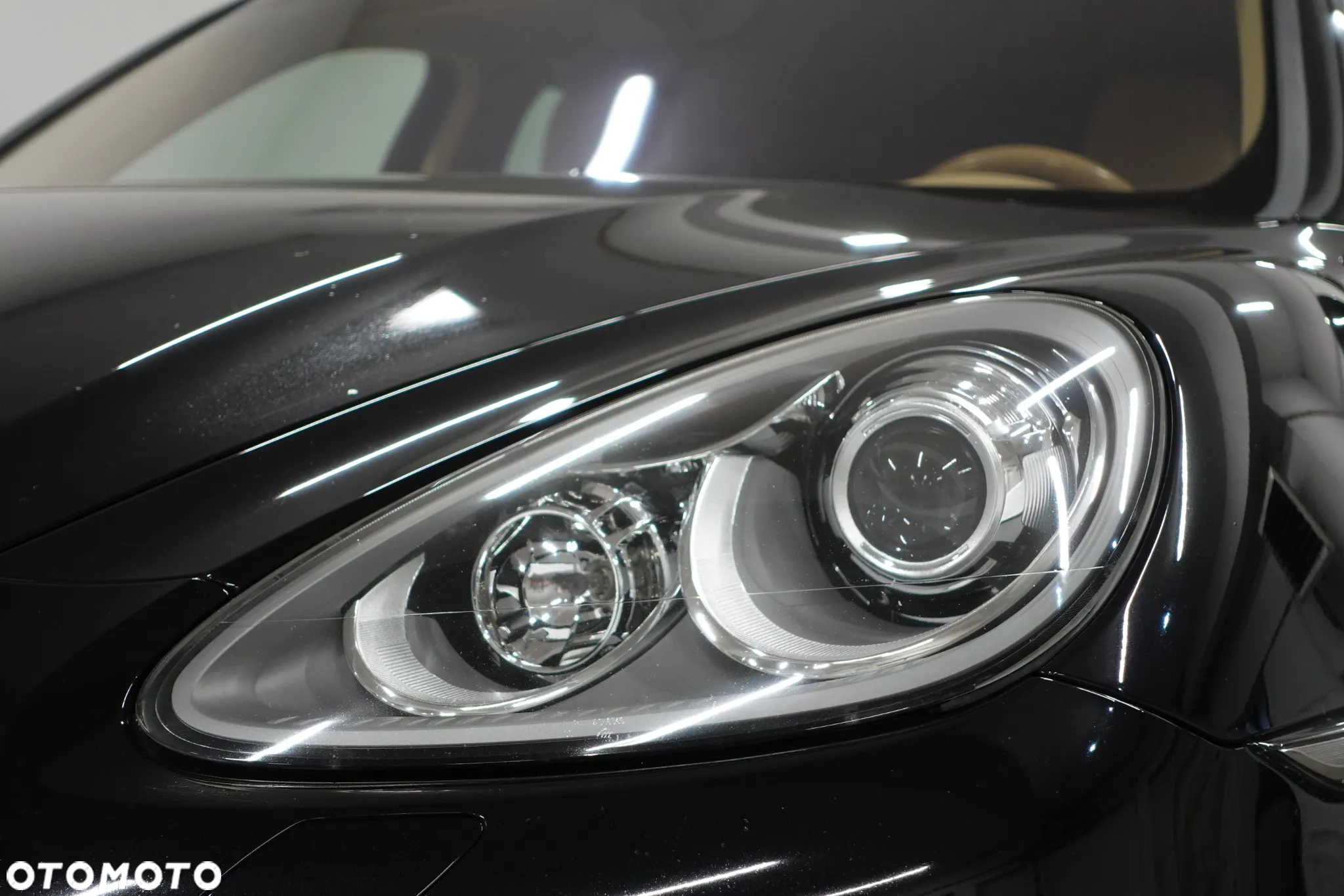 Porsche Cayenne Diesel Platinum Edition - 14