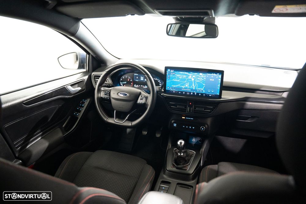 Ford Focus SW 1.0 EcoBoost MHEV ST-Line - 10