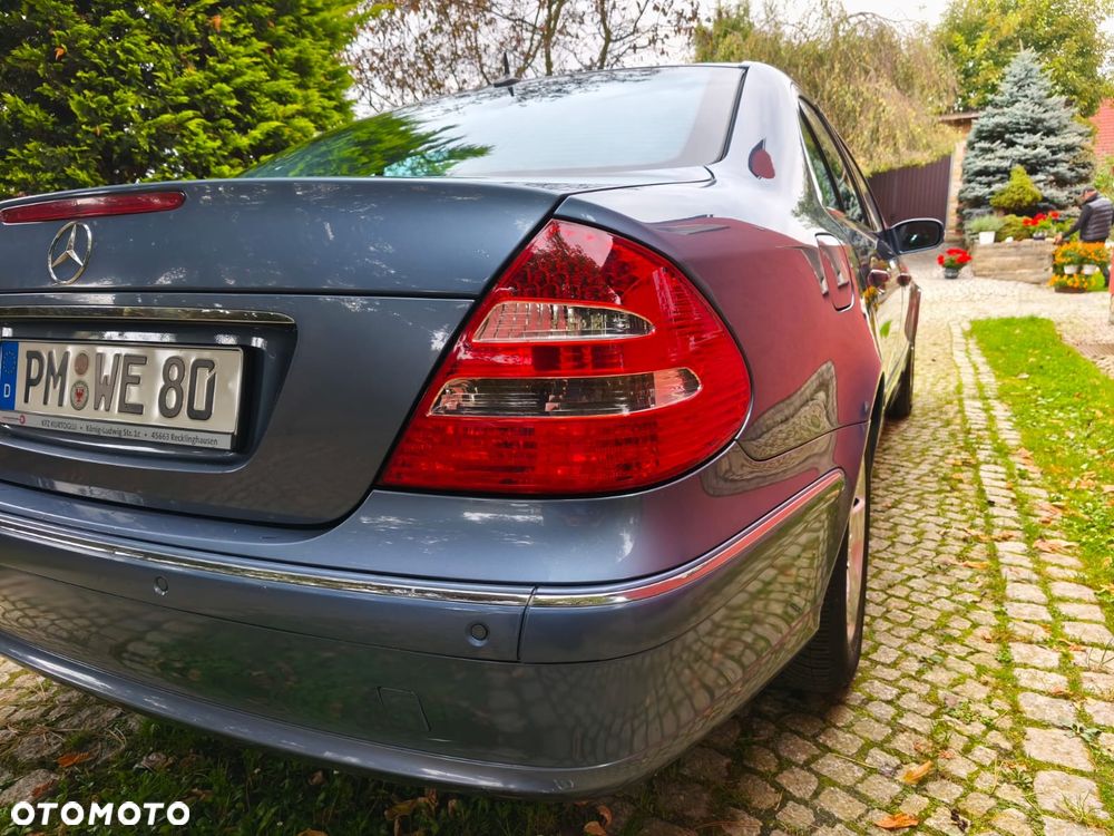 Mercedes-Benz Klasa E - 12