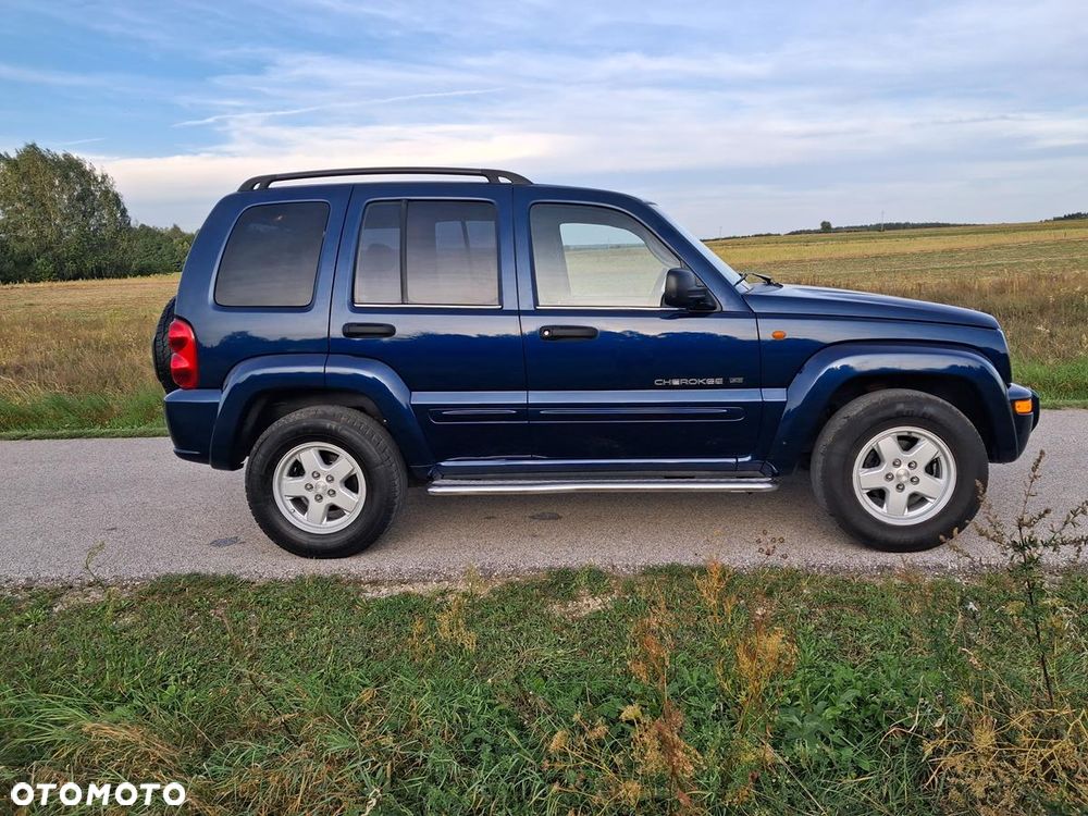 Jeep Cherokee - 6
