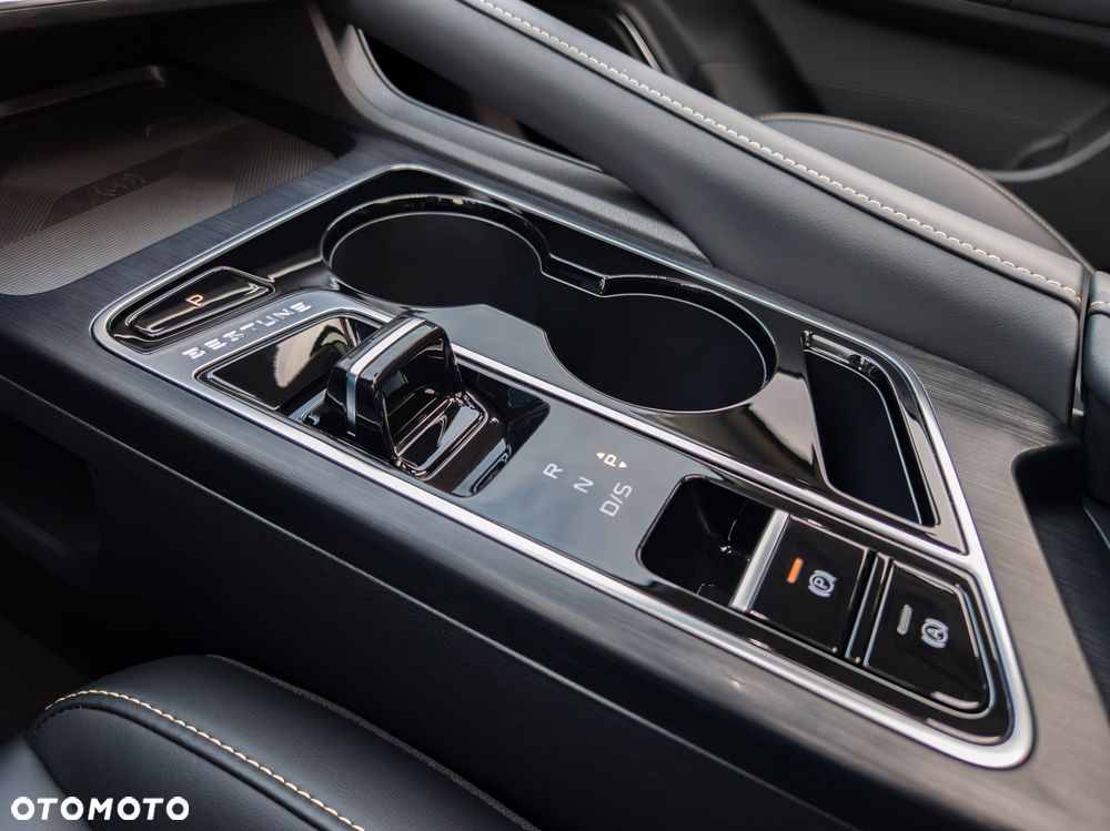 Bestune B70 2.0T Elegance - 30