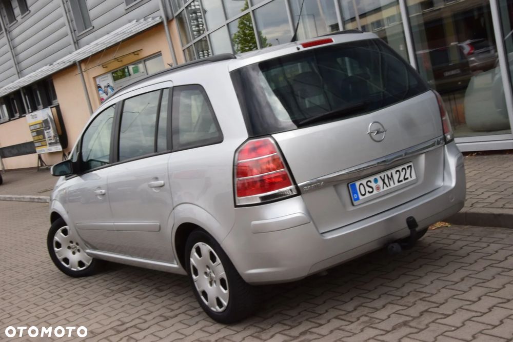Opel Zafira 1.8 Easytronic Cosmo - 20