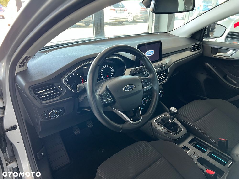 Ford Focus 1.0 EcoBoost mHEV Titanium - 17