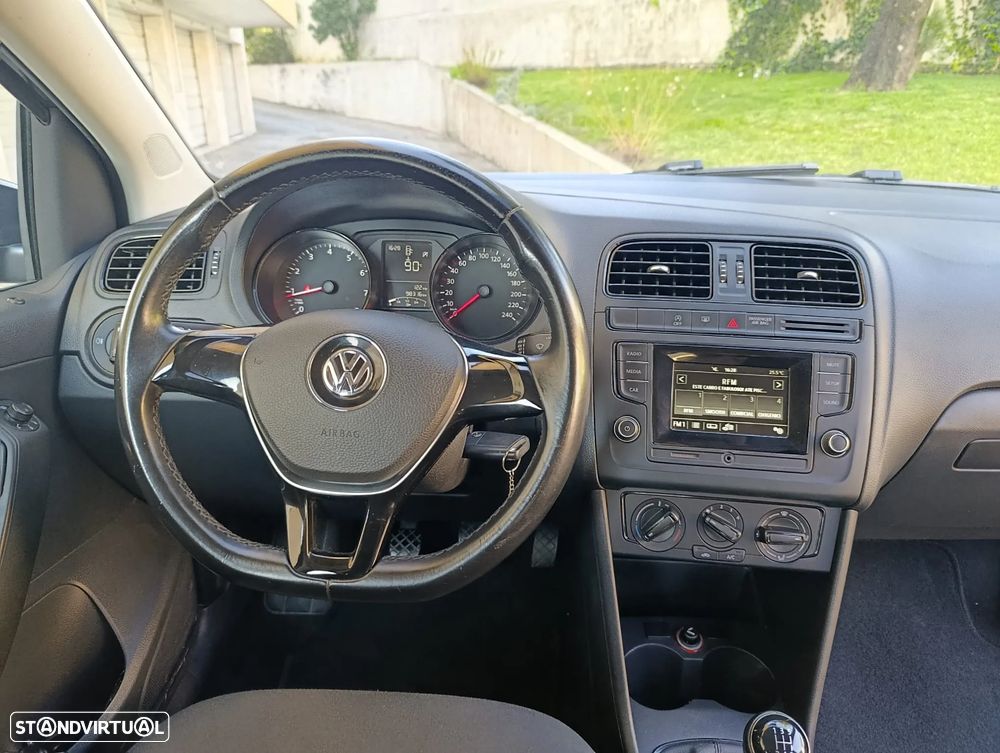 VW Polo 1.0 Trendline - 9