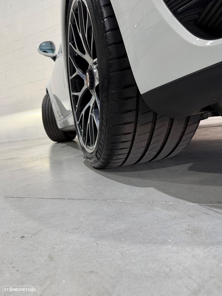 Porsche 911 (991) Turbo S Cabriolet - 51