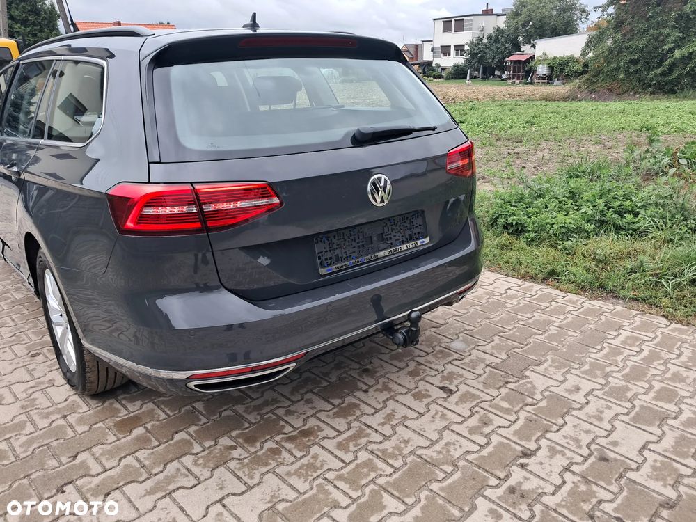 Volkswagen Passat 2.0 TDI SCR DSG Highline - 9