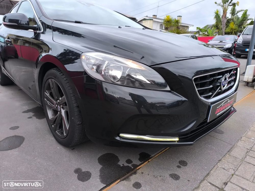 Volvo V40 D2 Momentum - 12