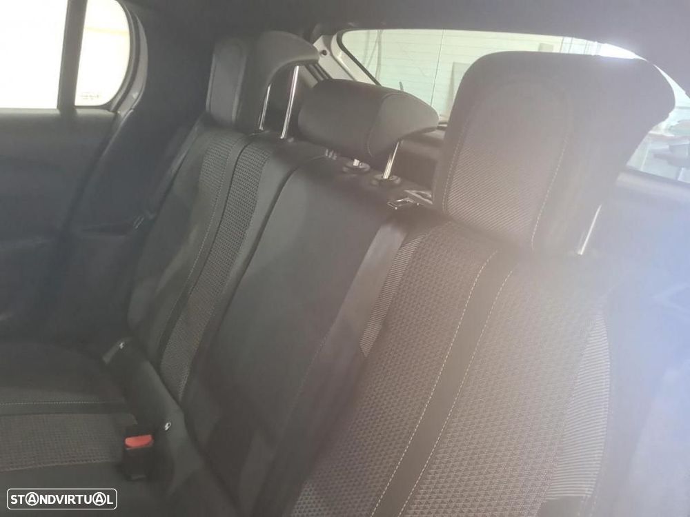 Peugeot 208 1.5 BlueHDi GT - 6