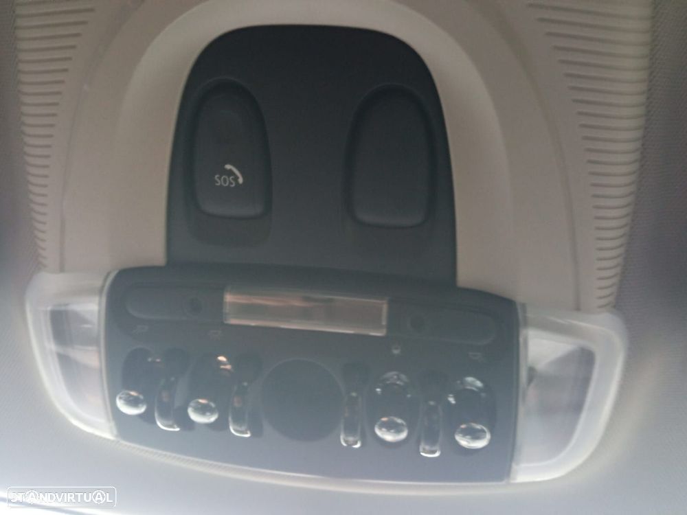 MINI 3 Portas One D - 13