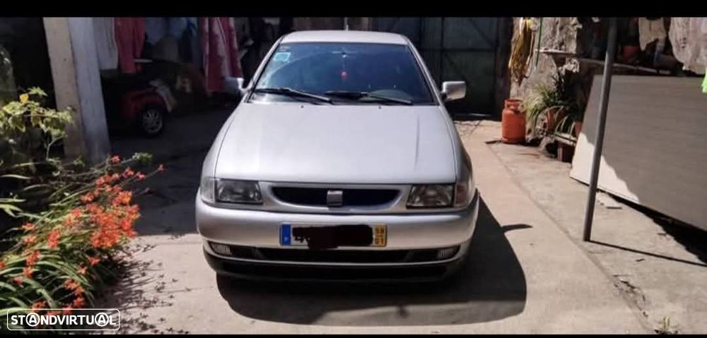 SEAT Ibiza 1.9 TDi Latino - 1