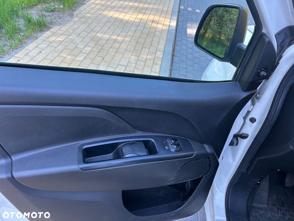 Fiat DOBLO - 10