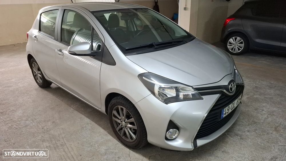 Toyota Yaris 1.33 VVT-i Comfort+P.Style - 11