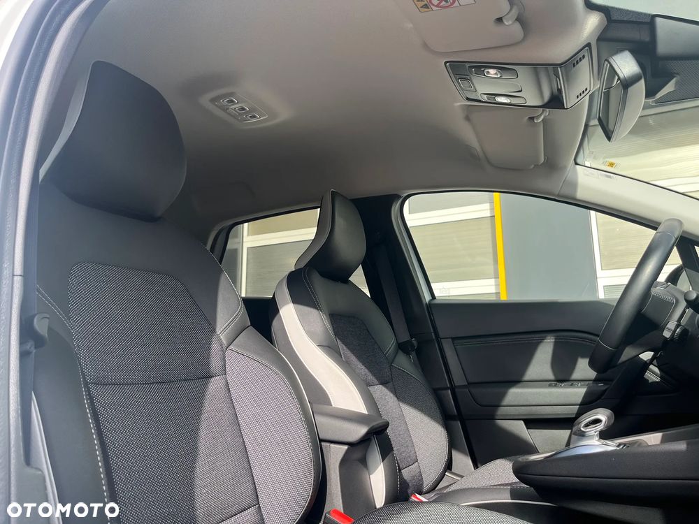 Renault Captur - 21