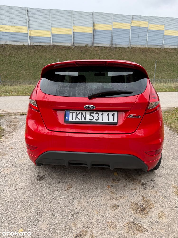 Ford Fiesta - 10