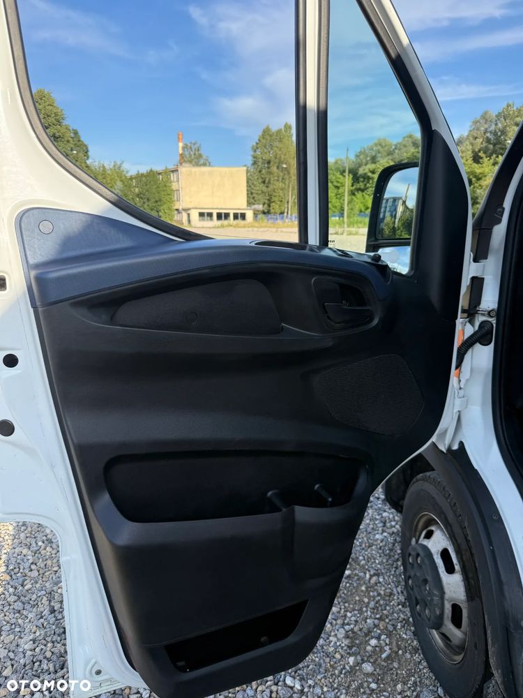 Iveco 50C18 - 16