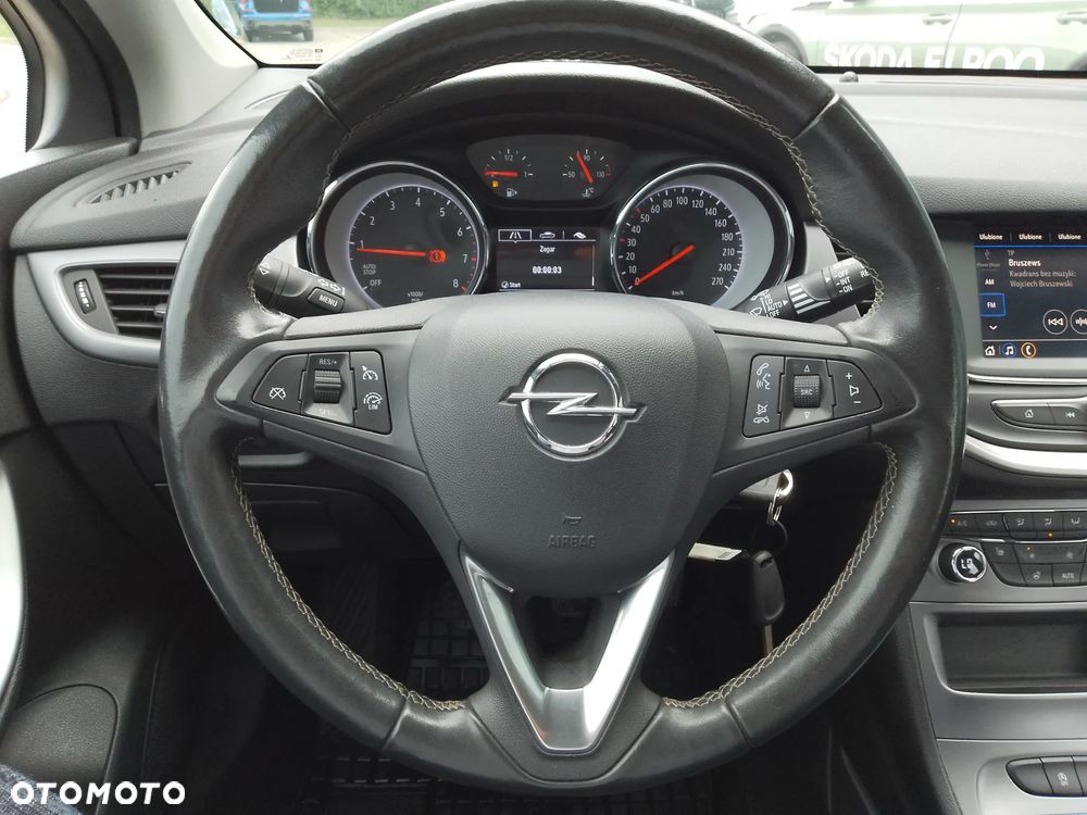 Opel Astra V 1.2 T Edition S&S - 10