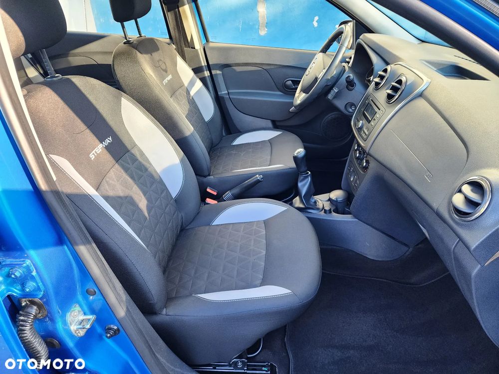 Dacia Sandero Stepway TCe 90 Prestige - 25