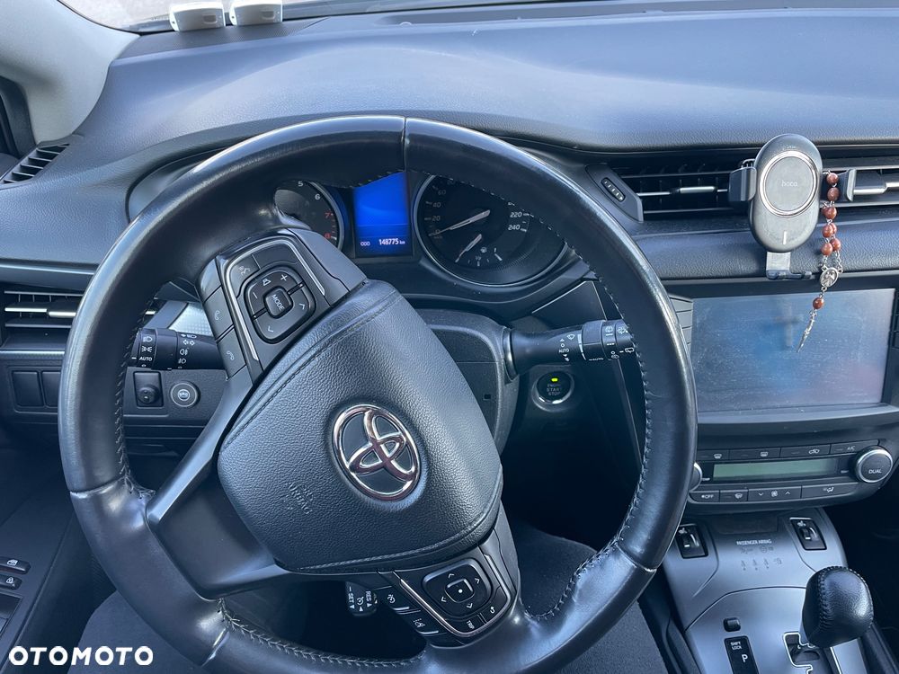 Toyota Avensis 1.8 Selection MS - 10