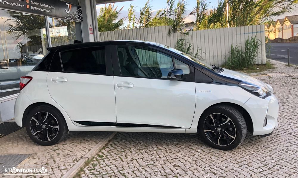 Toyota Yaris 1.5 HSD Square Collec.White - 6