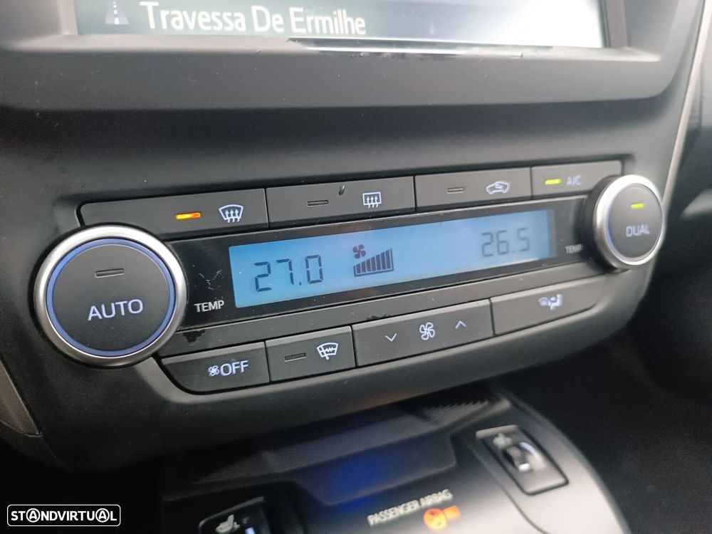 Toyota Avensis Touring Sports 2.0 D-4D Exclusive+GPS - 15