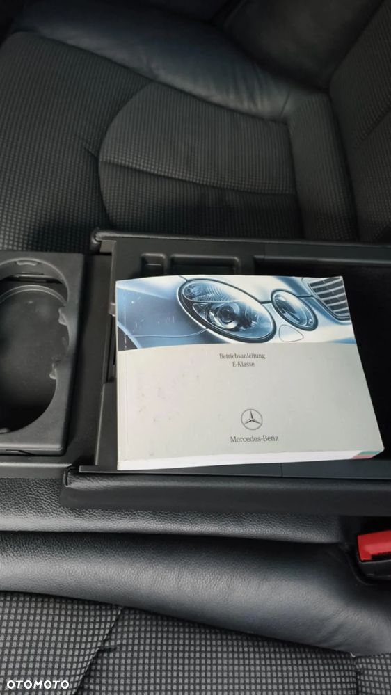 Mercedes-Benz Klasa E 200 Kompressor T Avantgarde - 17