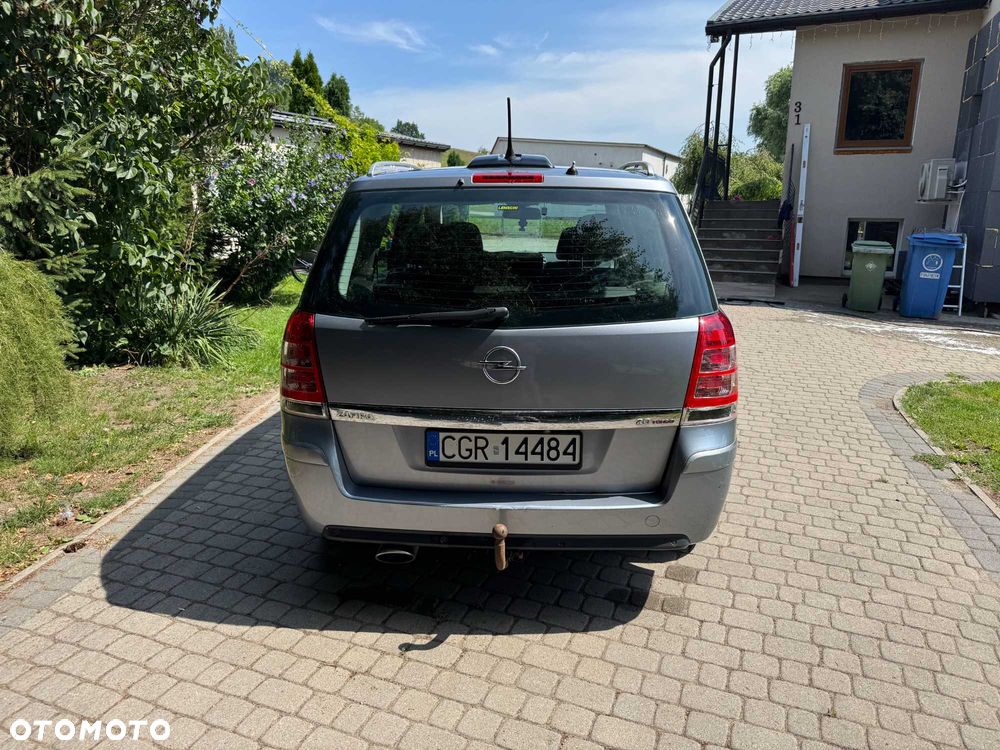 Opel Zafira - 3