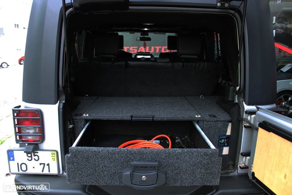 Jeep Wrangler 2.8 CRD ATX Sport - 50