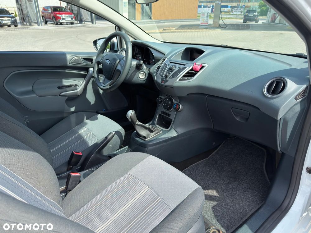 Ford Fiesta 1.25 Trend Edition - 2