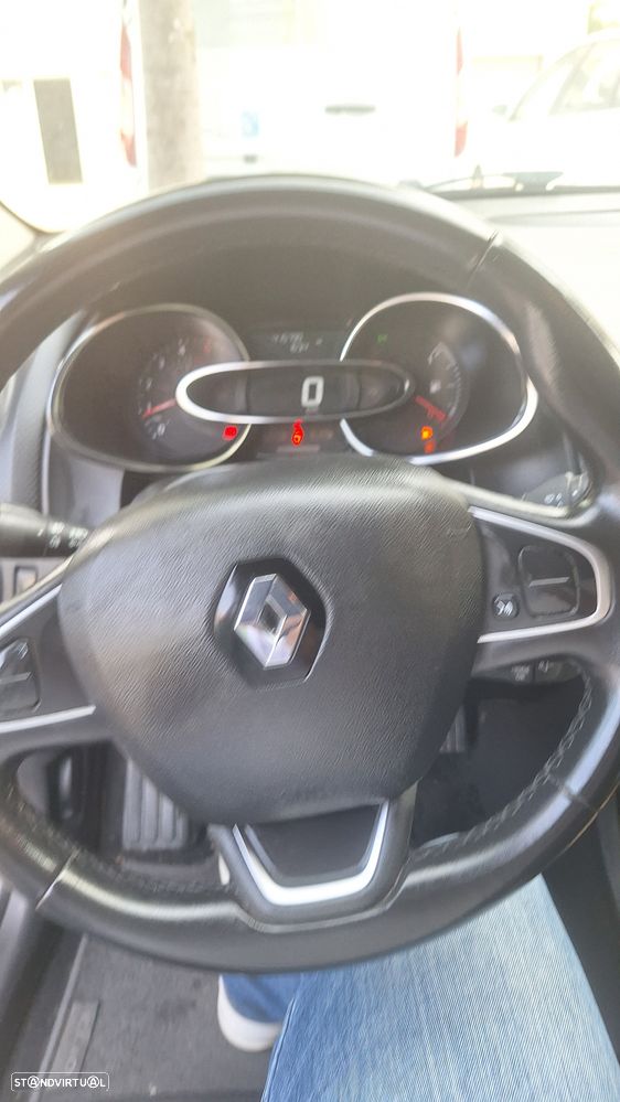 Renault Clio 1.5 dCi Limited - 14
