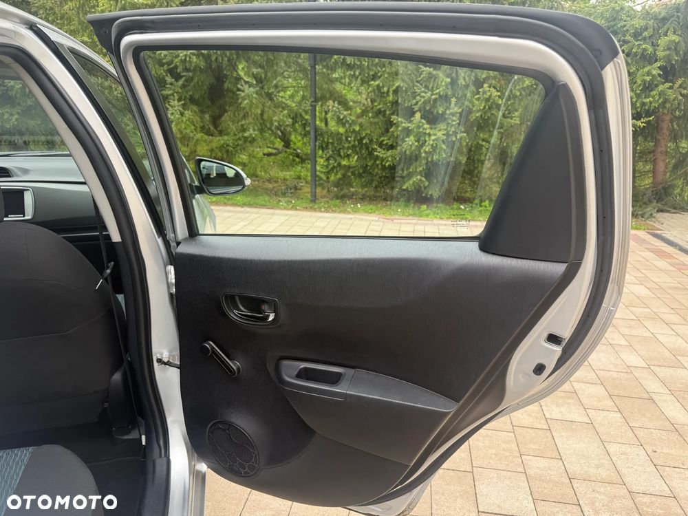 Toyota Yaris 1.4 D-4D - 28