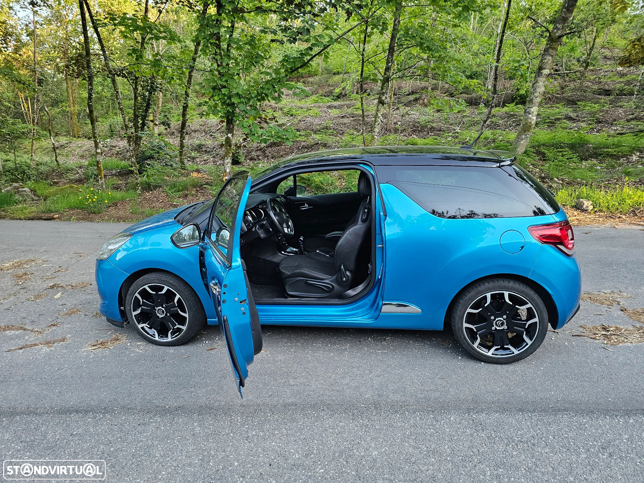 Citroën DS3 1.6 HDi Airdream So Chic - 16