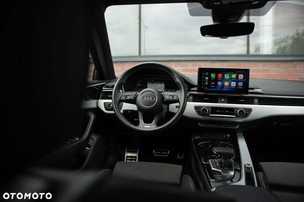 Audi A4 Avant 35 TFSI S tronic S line - 29